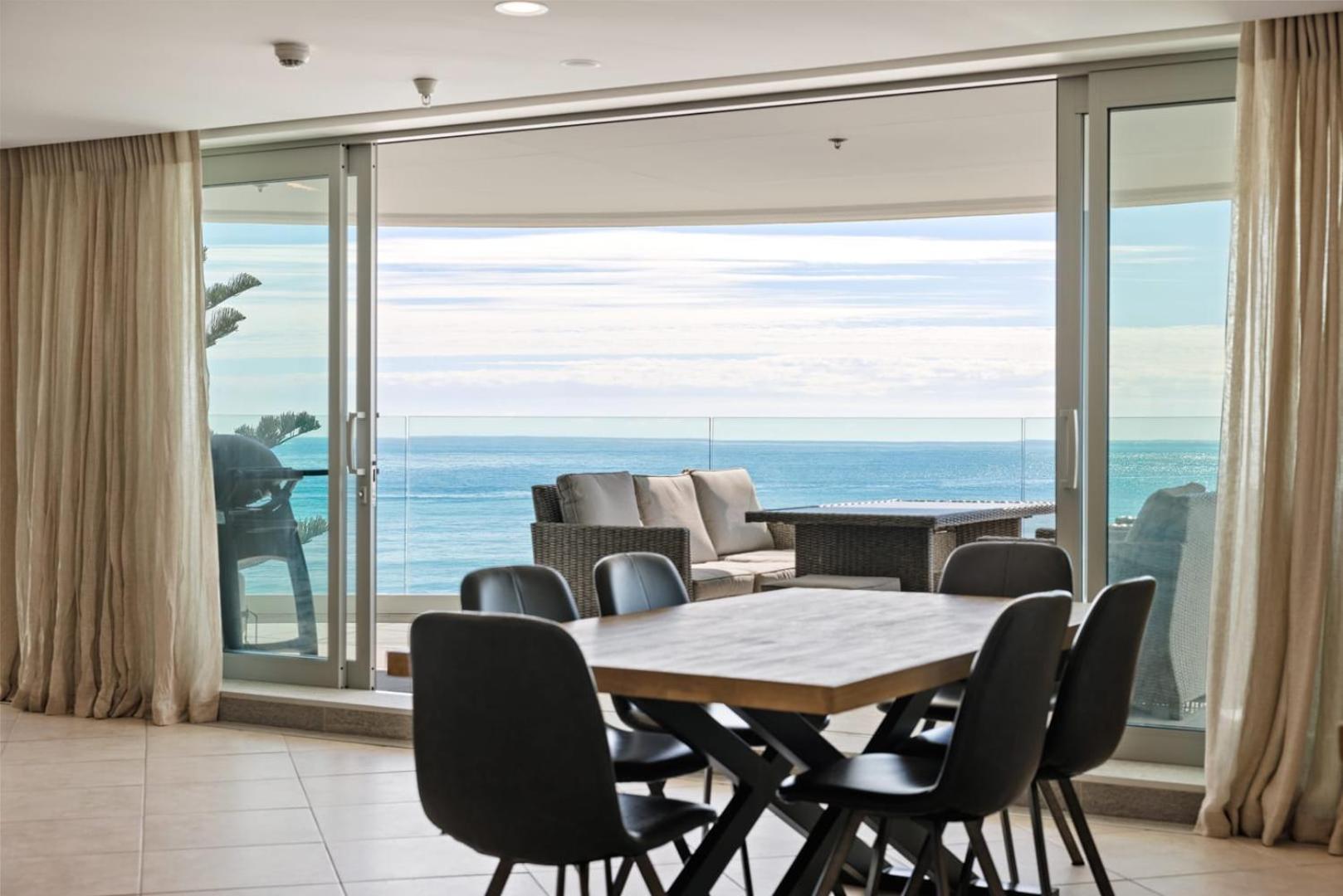 Oceanside Bliss - Absolute Beachfront - Uninterrupted Ocean Views With Pool Lägenhet Mount Maunganui Exteriör bild